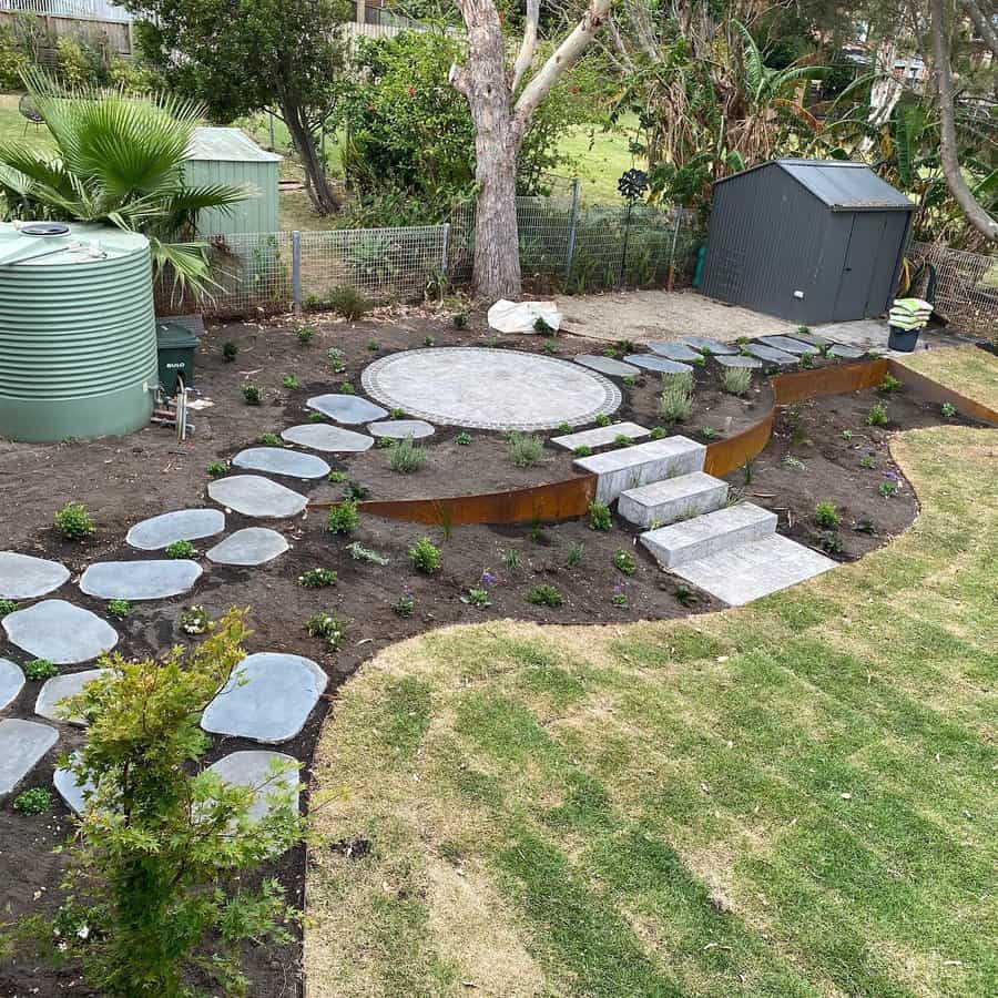 landscape with stone pavers